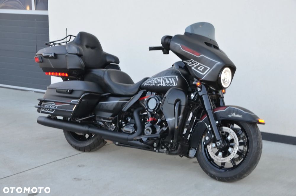 Harley-Davidson Touring Electra Glide - 17