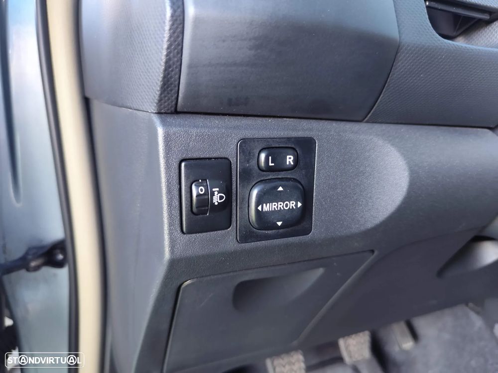 Toyota Yaris 1.0 VVT-i ACtive+AC - 22