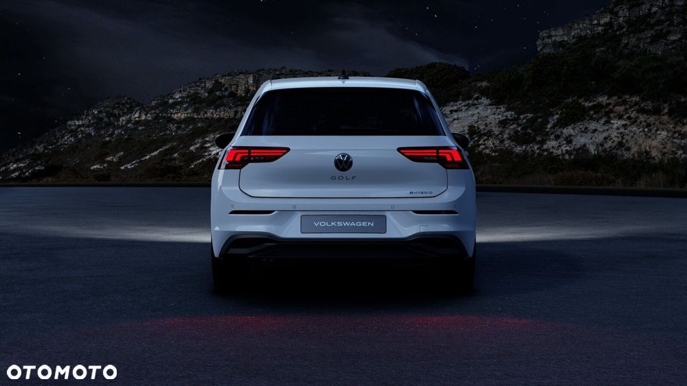 Volkswagen Golf - 12