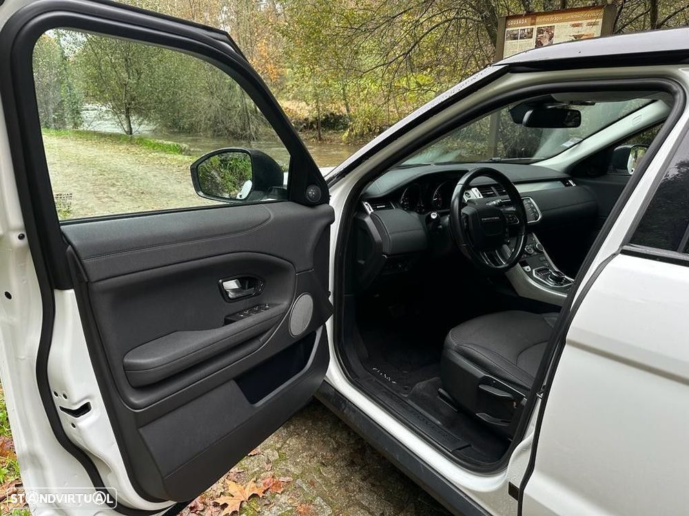 Land Rover Range Rover Evoque 2.0 D150 AWD R-Dynamic Auto - 23