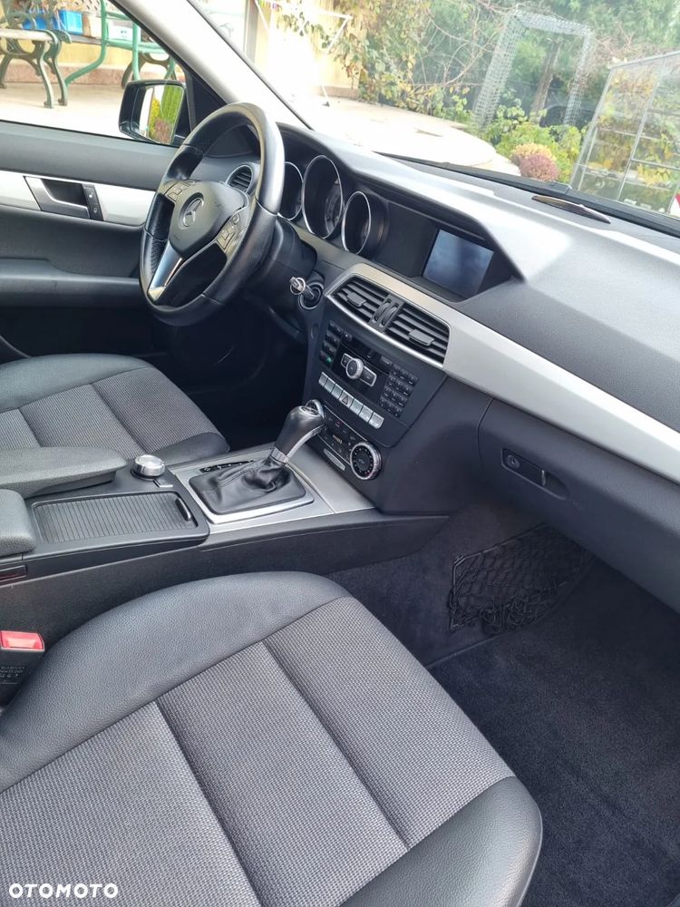 Mercedes-Benz Klasa C 180 T Kompressor Automatik Avantgarde - 8