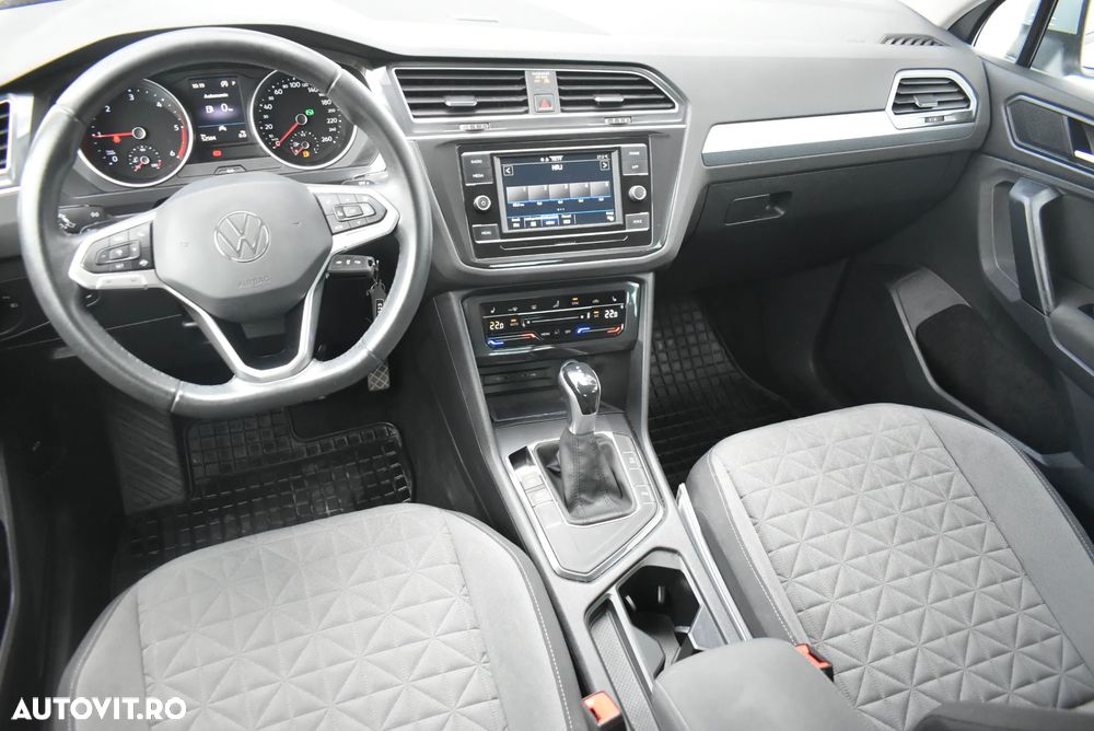 Volkswagen Tiguan 2.0 TDI DSG Life - 16