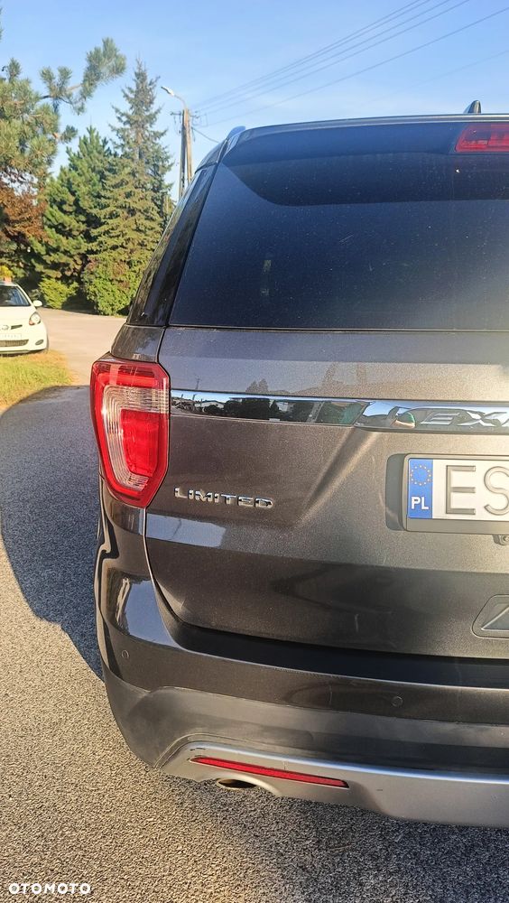 Ford Explorer - 7