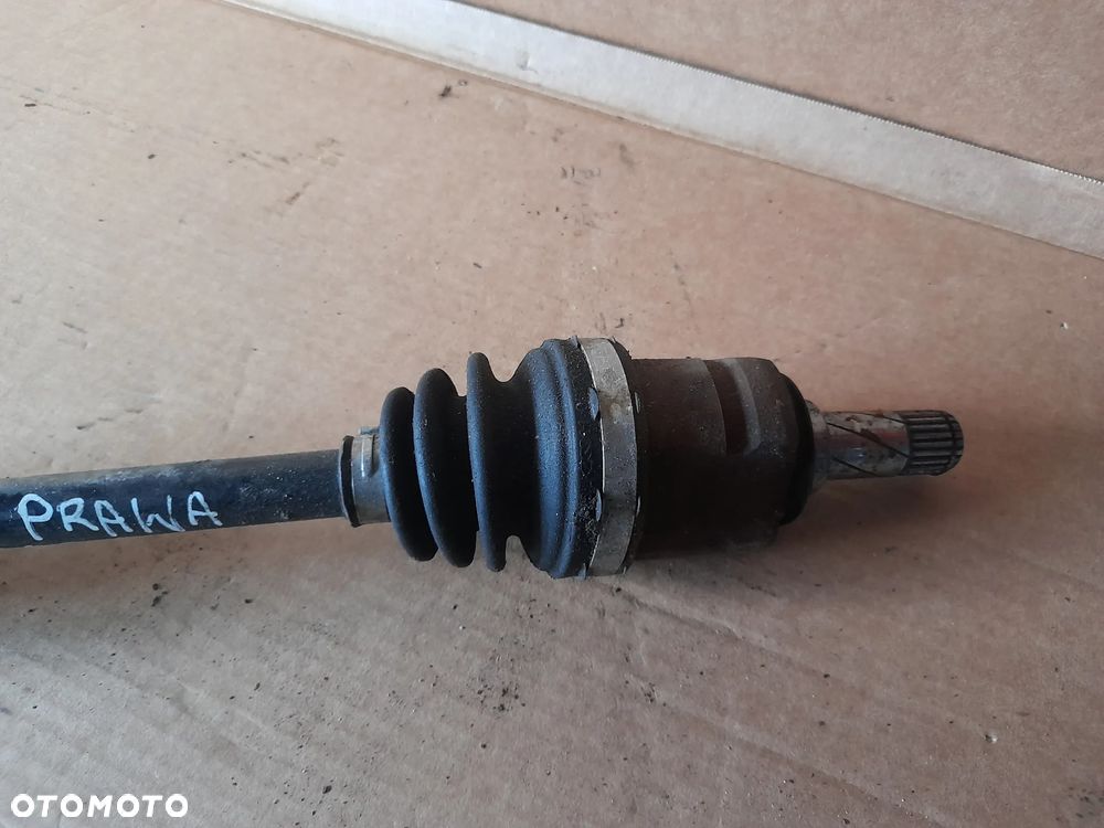 Półoś prawa długa Opel Corsa D 1.2 b - 3