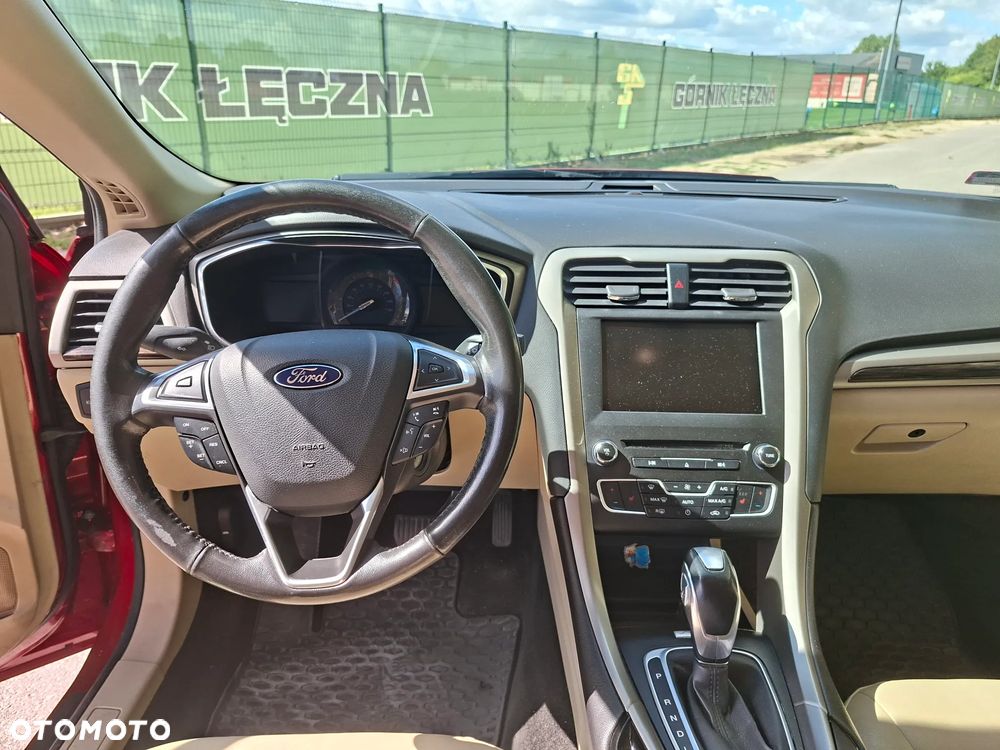 Ford Fusion - 7