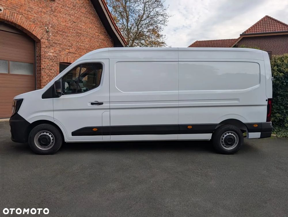 Renault Master L3H2 3,5t BLUE dCi - 8