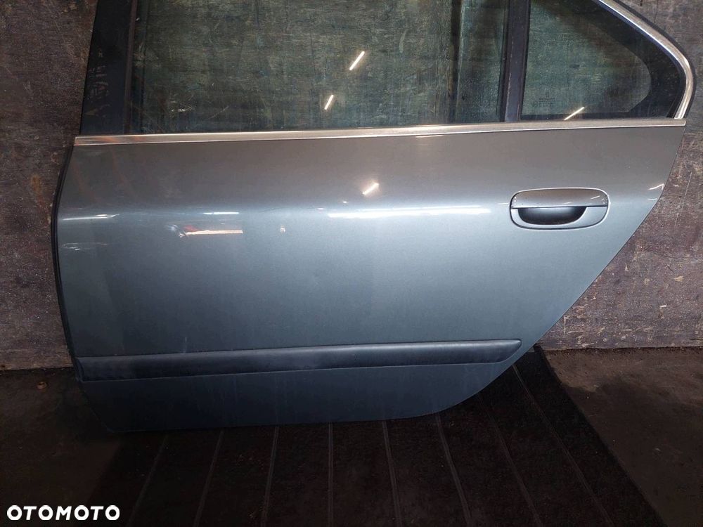 DRZWI KOMPLETNE LEWY TYŁ PEUGEOT 607 I - 7