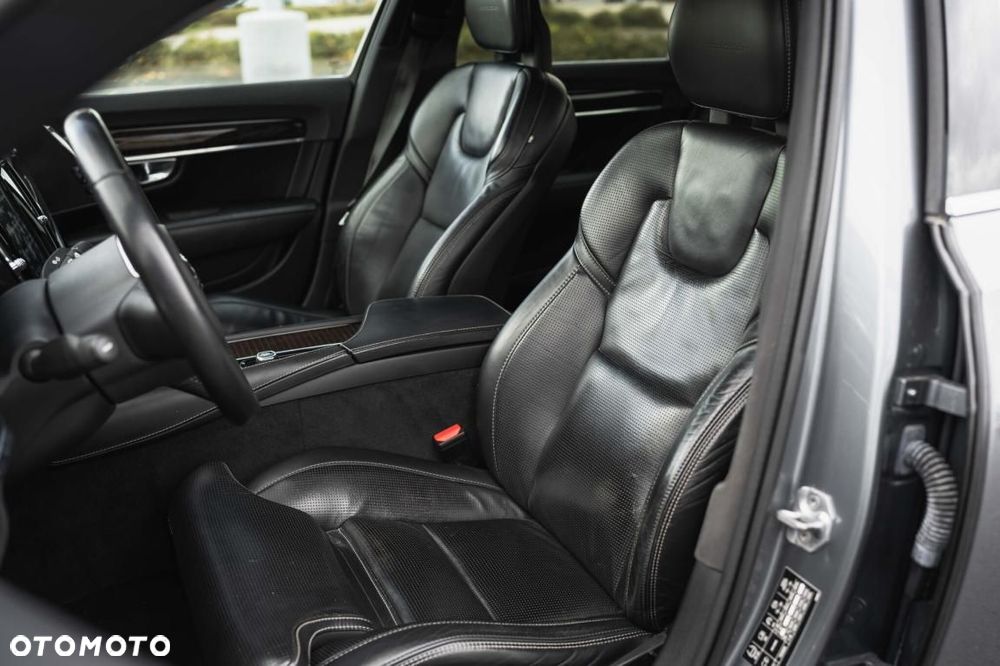 Volvo S90 - 17