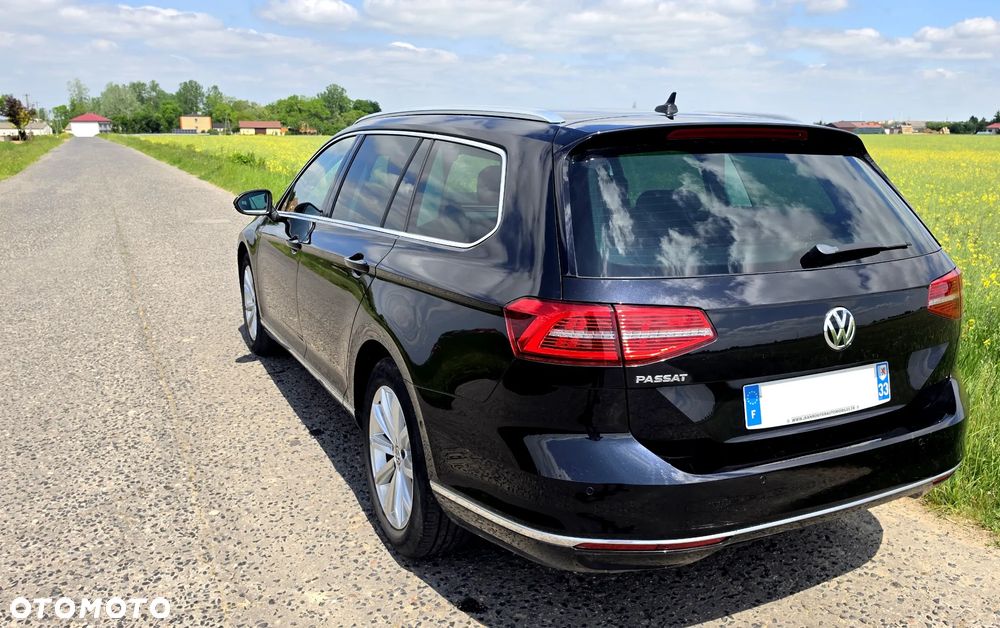 Volkswagen Passat 2.0 TDI BMT Highline DSG - 11