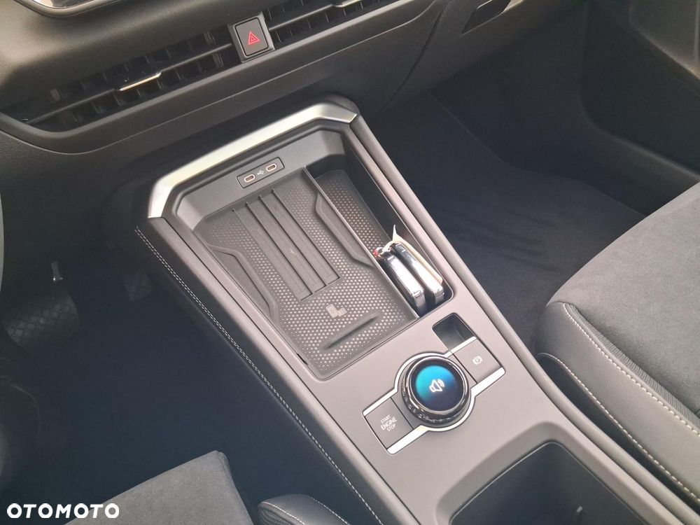 Volkswagen T-Roc - 17