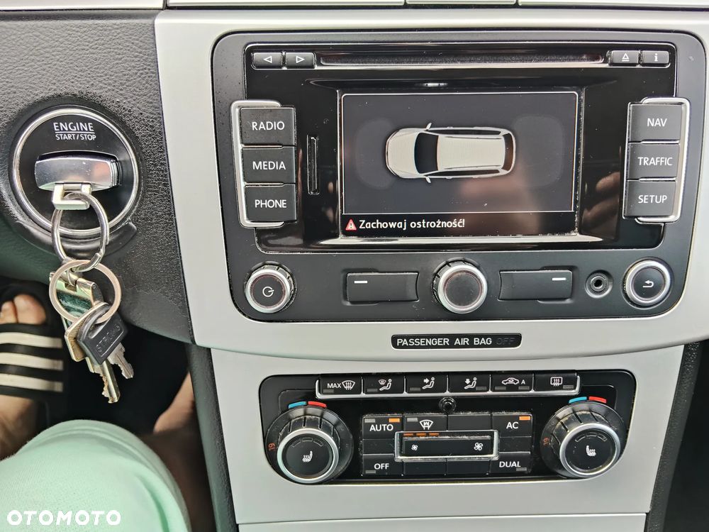 Volkswagen Passat 2.0 TDI DPF Comfortline - 14