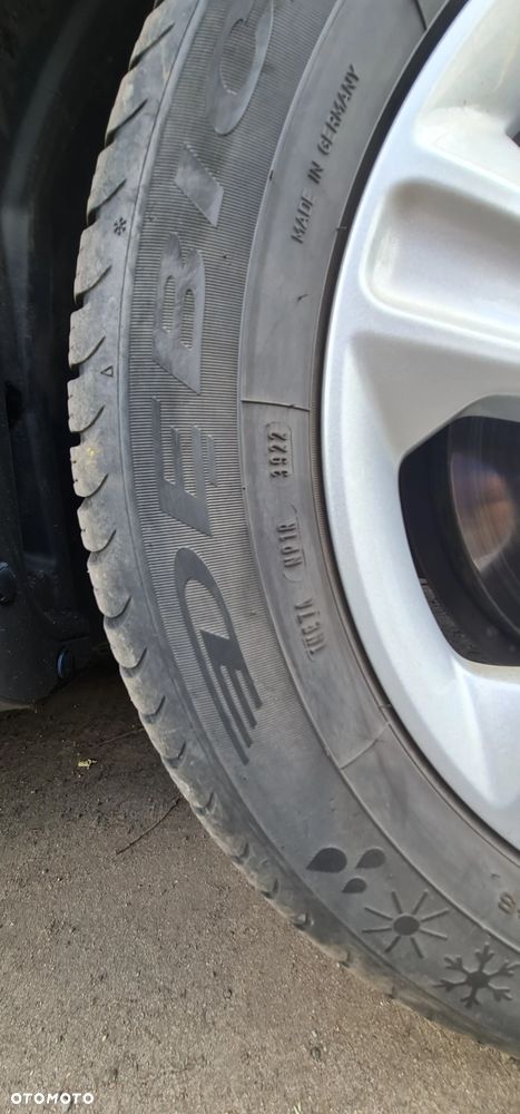 Ford Kuga 1.5 EcoBoost FWD Edition ASS MMT6 - 15
