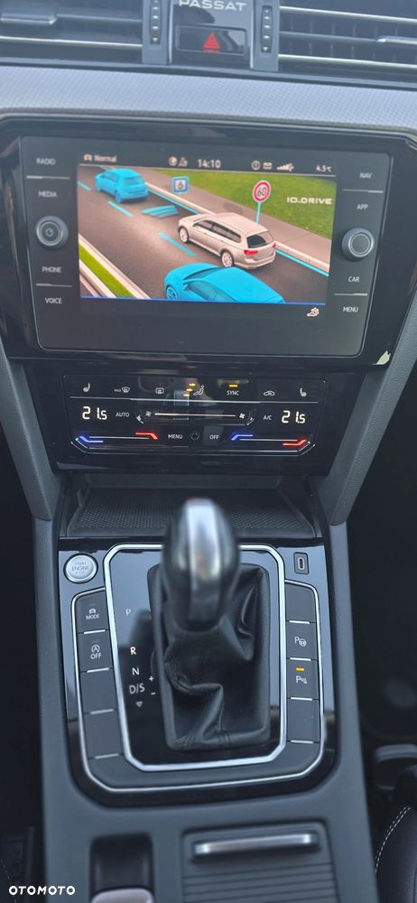 Volkswagen Passat Alltrack - 12