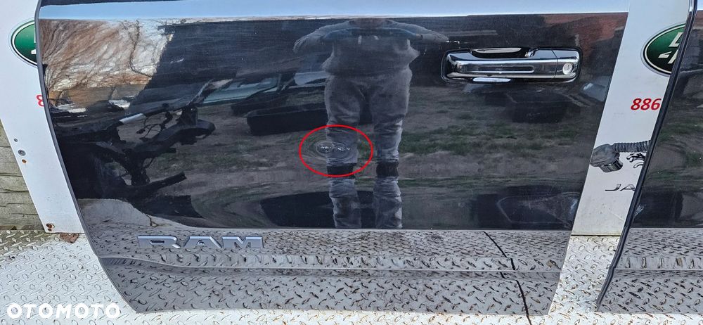 RAM 1500 V 5  2019- Big Horn KRÓTKI QUAD CAB 1,5 Drzwi przód lewy Drzwi przednie lewe Drzwi tył lewy Drzwi tylne lewe KOMPLETNE KOLOR PXJ - 6