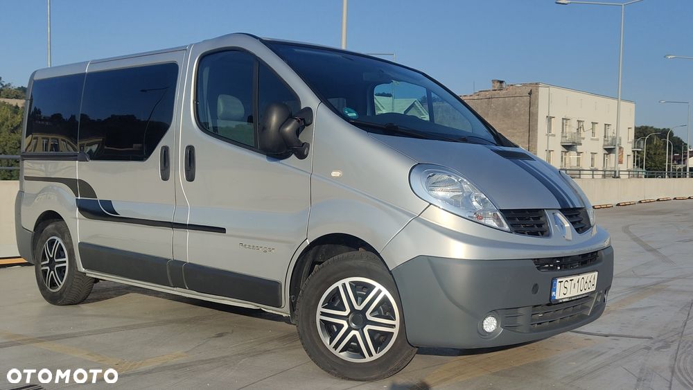 Renault Trafic 2.5 dCi 150 FAP Passenger L1H1 Quickshift Privilège - 19