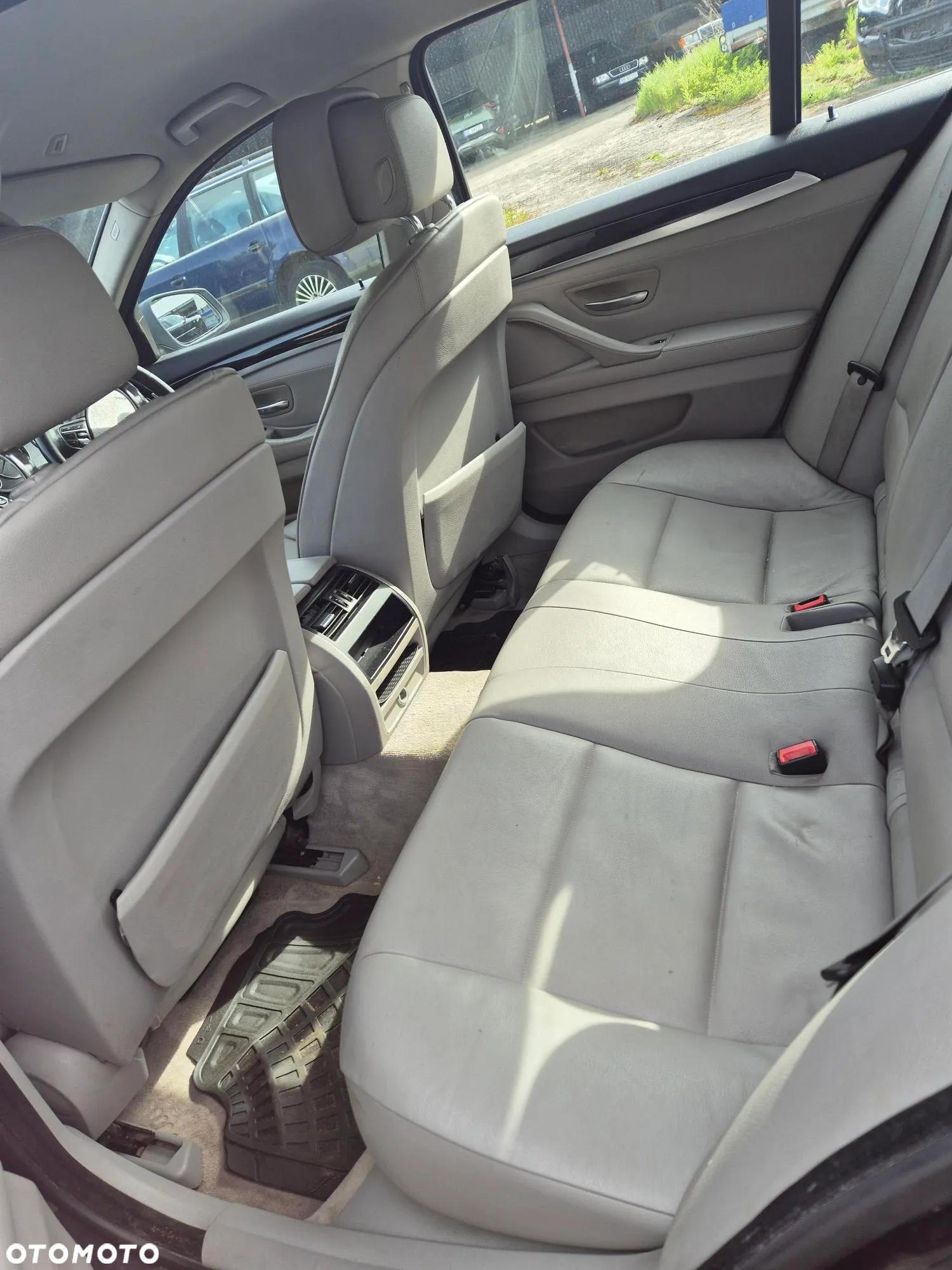 BMW Seria 5 520d - 8