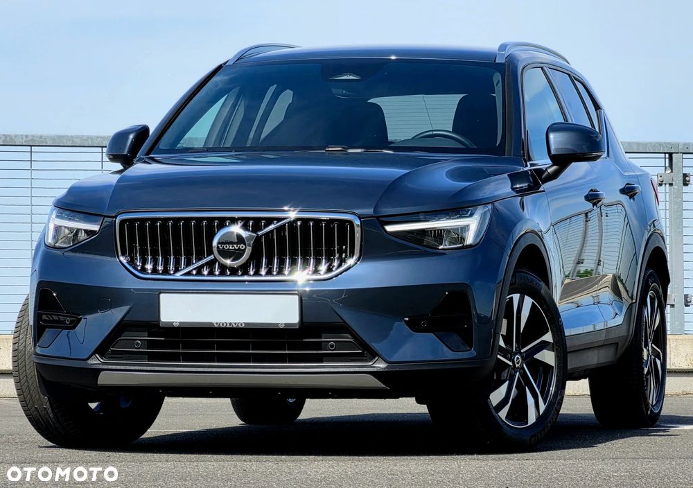 Volvo XC 40 B3 Plus Bright - 13
