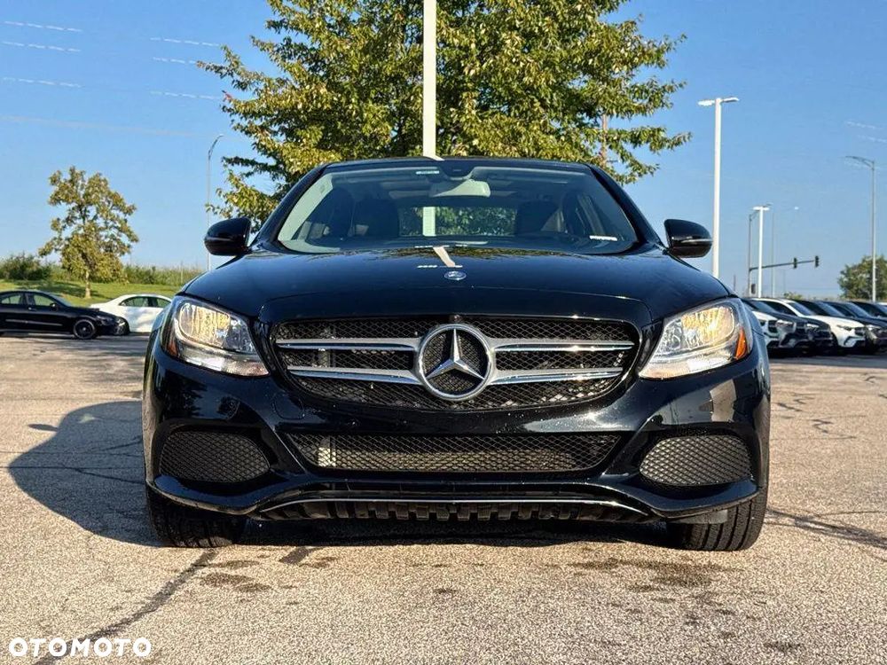 Mercedes-Benz Klasa C 300 7G-TRONIC AMG Line - 3