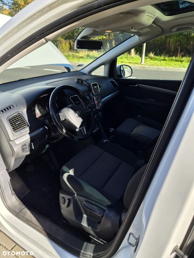 Volkswagen Sharan - 25