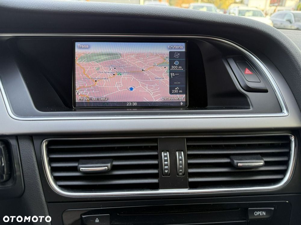 Audi A4 Avant - 23