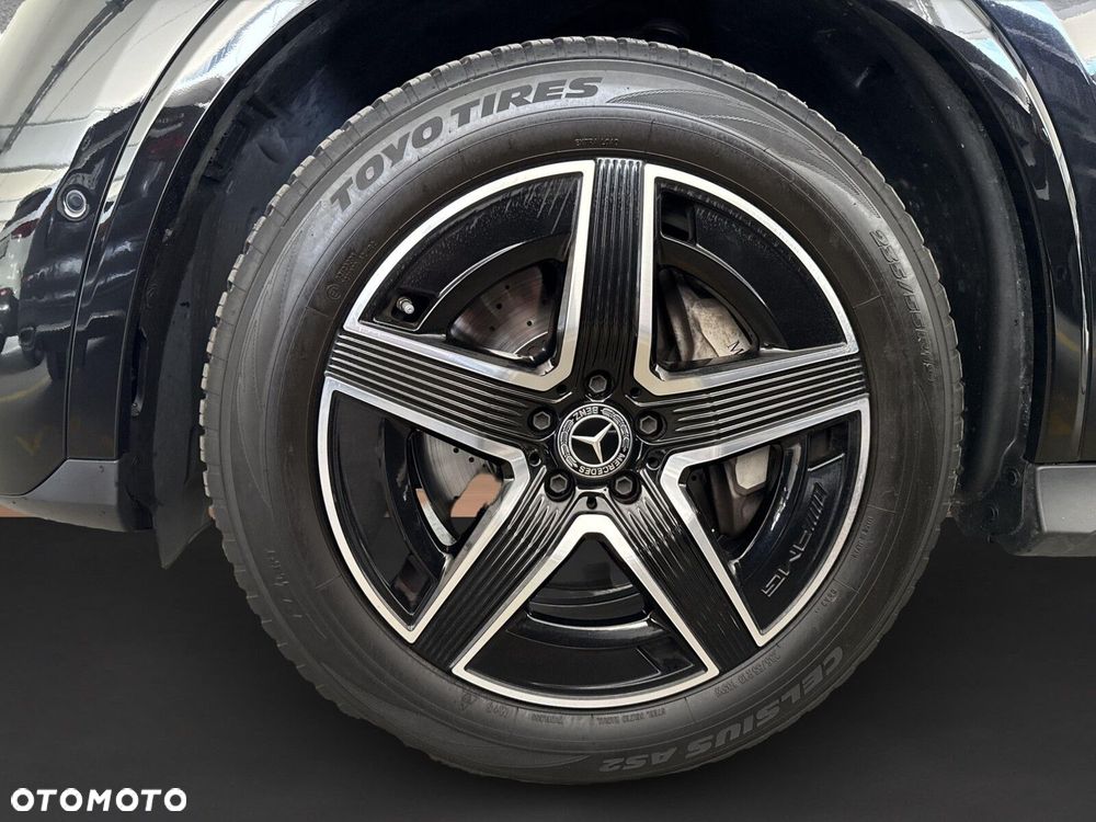Mercedes-Benz GLC - 9