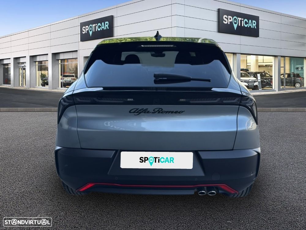 Alfa Romeo Junior 1.2 Speciale eDCT6 - 5