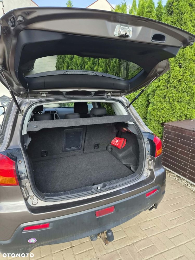 Mitsubishi ASX - 5