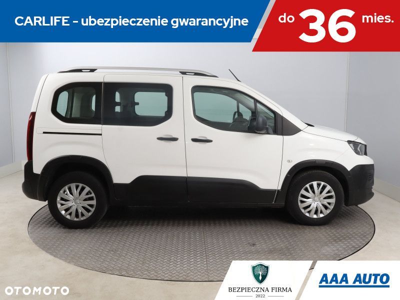 Peugeot Rifter - 8