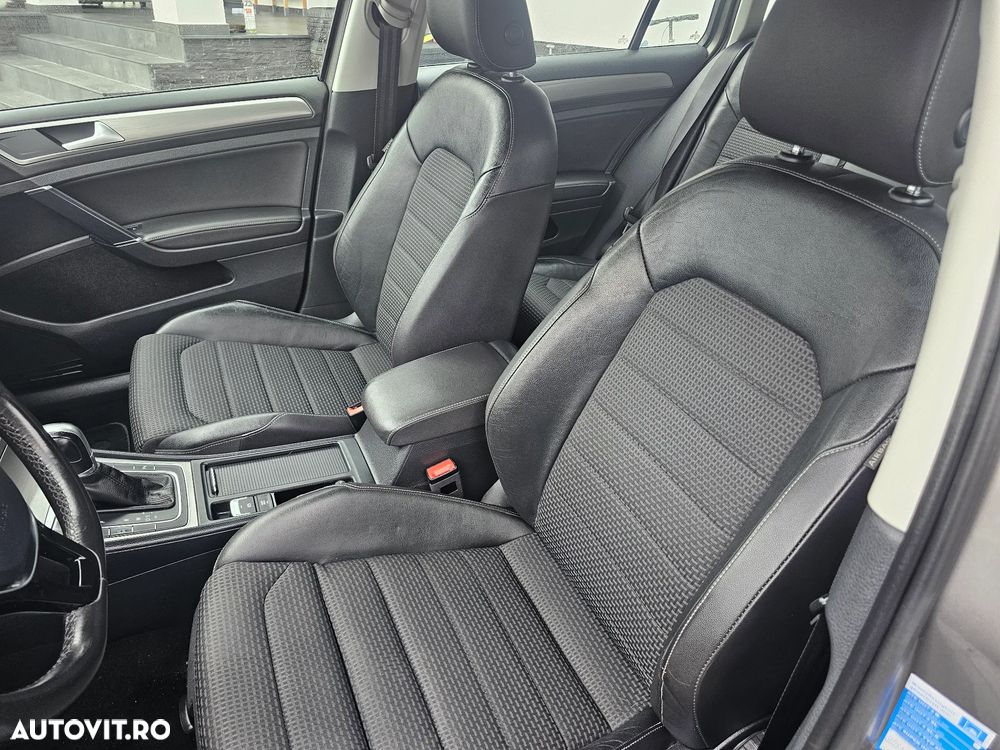 Volkswagen Golf 1.6 TDI BlueMotion Technology DSG Comfortline - 5