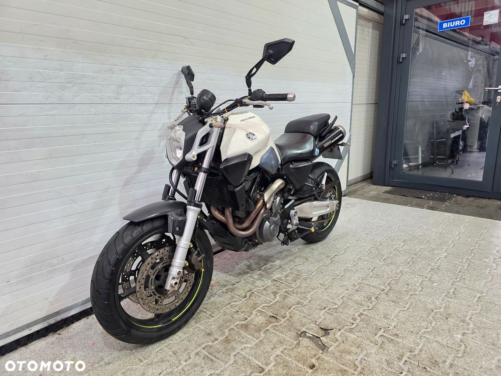 Yamaha MT - 2