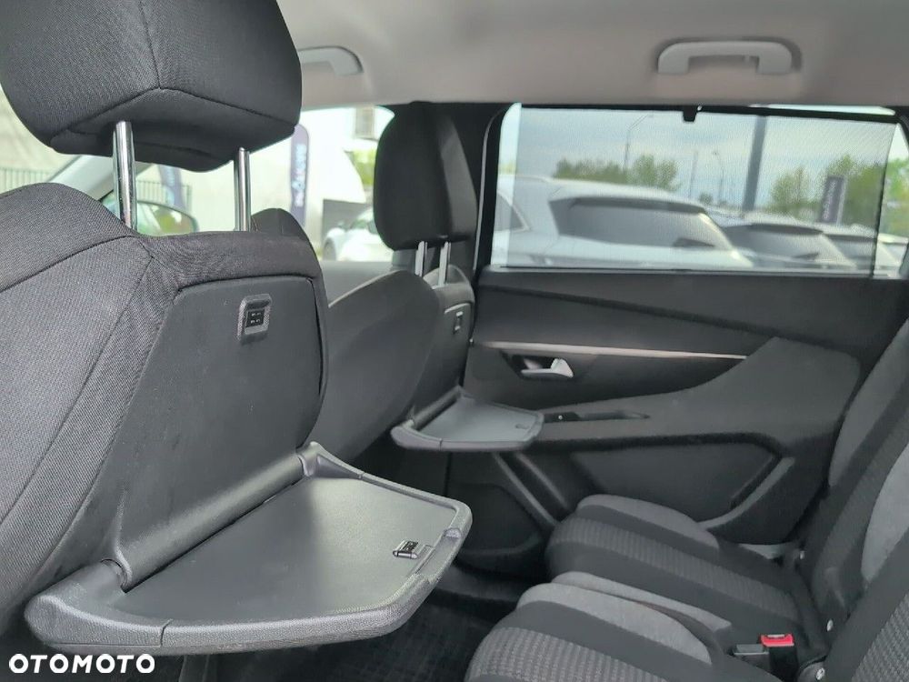 Peugeot 5008 1.2 PureTech Active Pack S&S EAT8 - 15