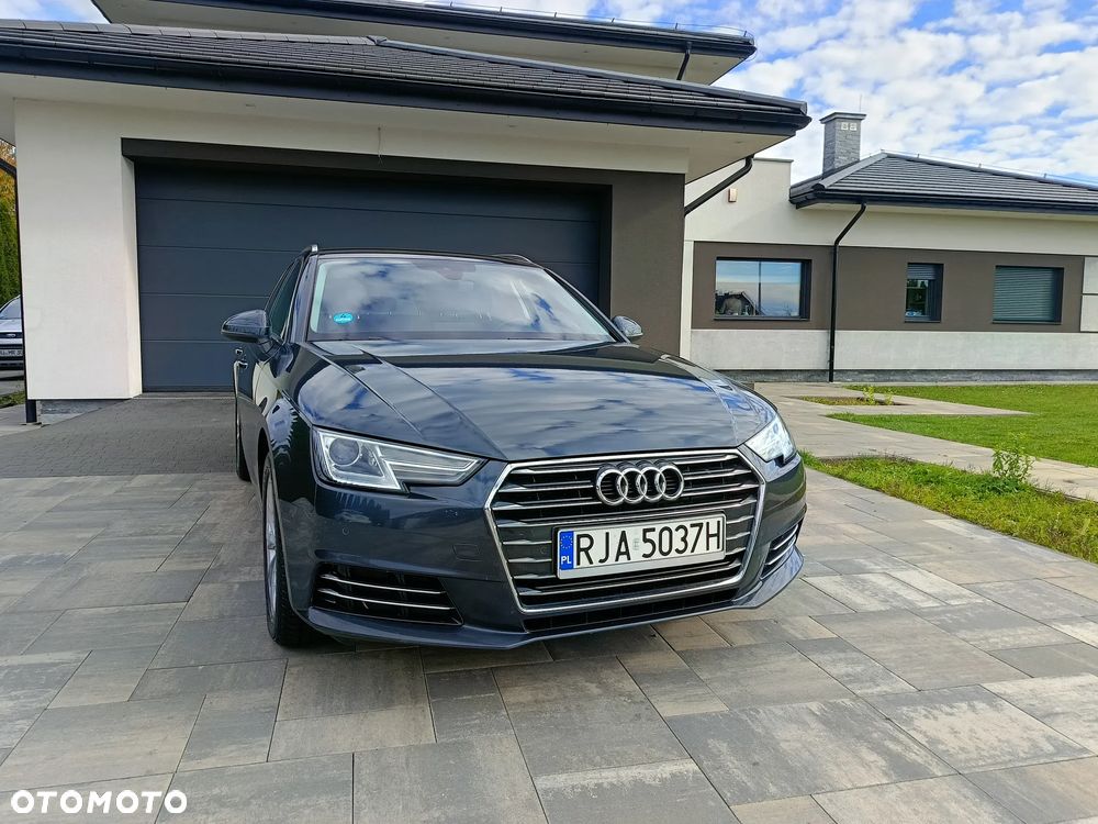 Audi A4 Avant 2016