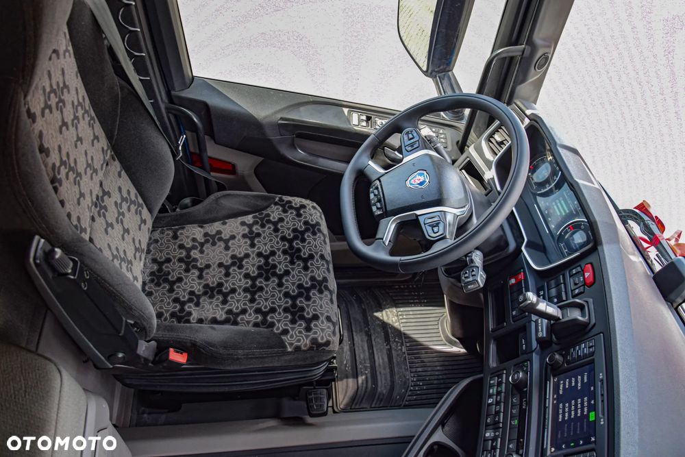 Scania R450 / EURO 6 / FULL AIRMATIC / RETARDER / ACC / KLIMA / FULL LEDY / FULL SPOILERY / SERWISOWANA / SPROWADZONA - 27