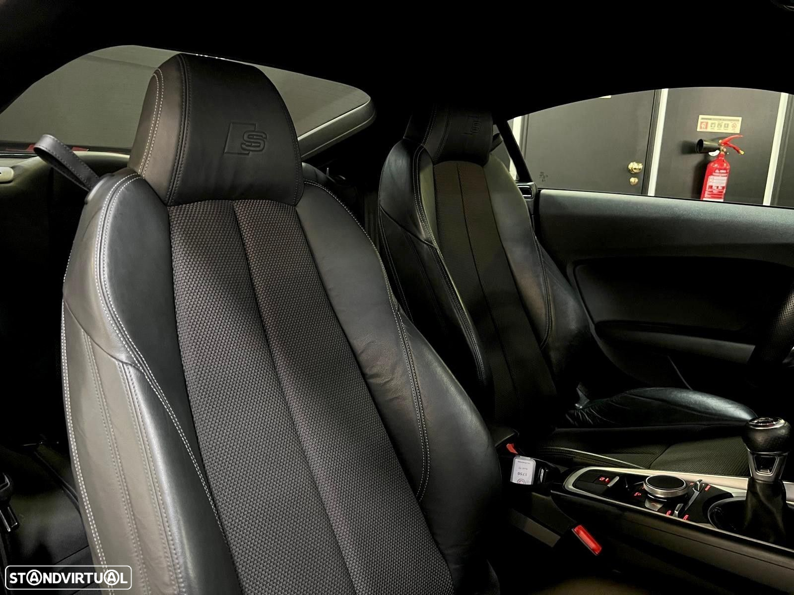 Audi TT Coupé 2.0 TDI S-line - 22