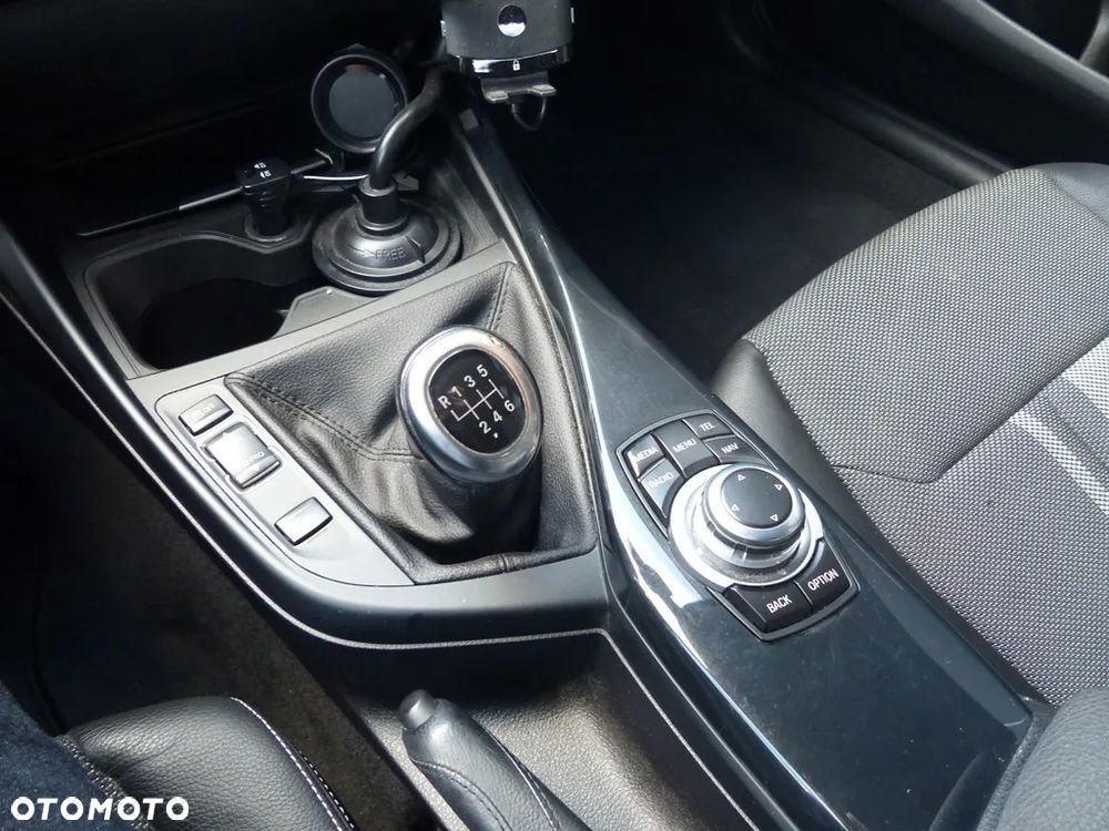 BMW Seria 1 118d Urban Line - 18