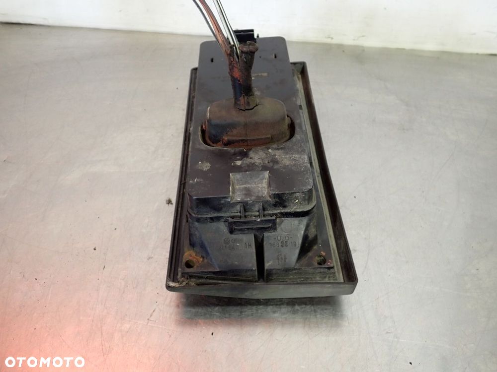 LAMPA LEWA TYLNA VOLKSWAGEN T3 - 5