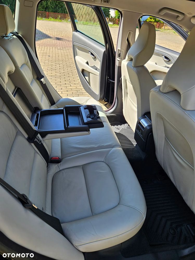 Volvo V70 - 13