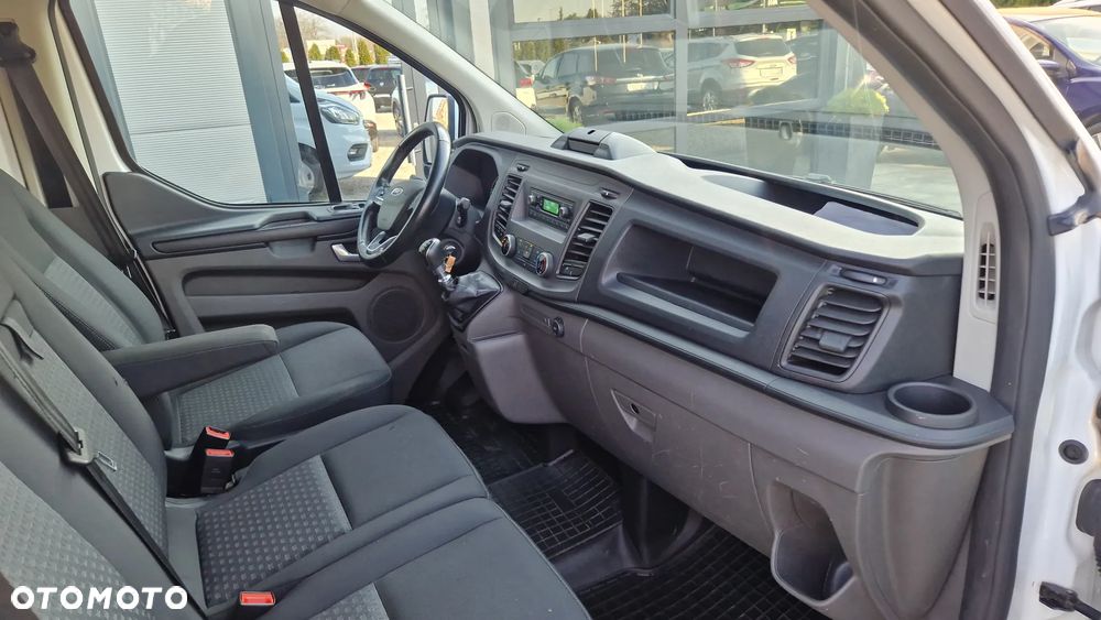 Ford TRANSIT CUSTOM - 13