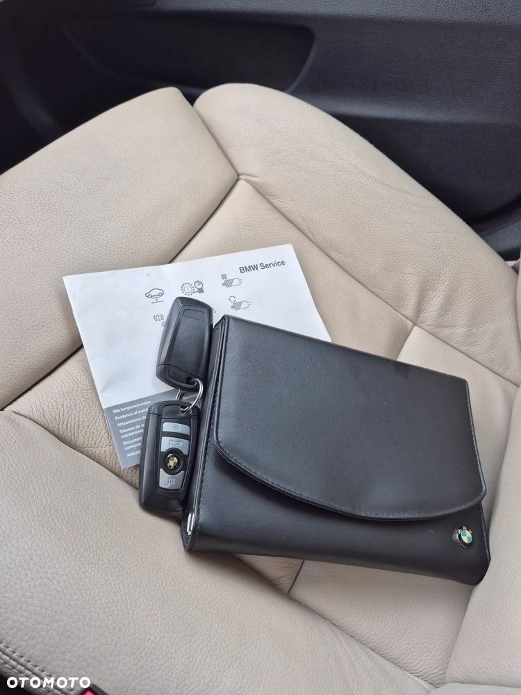 BMW Seria 5 M550d xDrive Touring Sport-Aut - 40