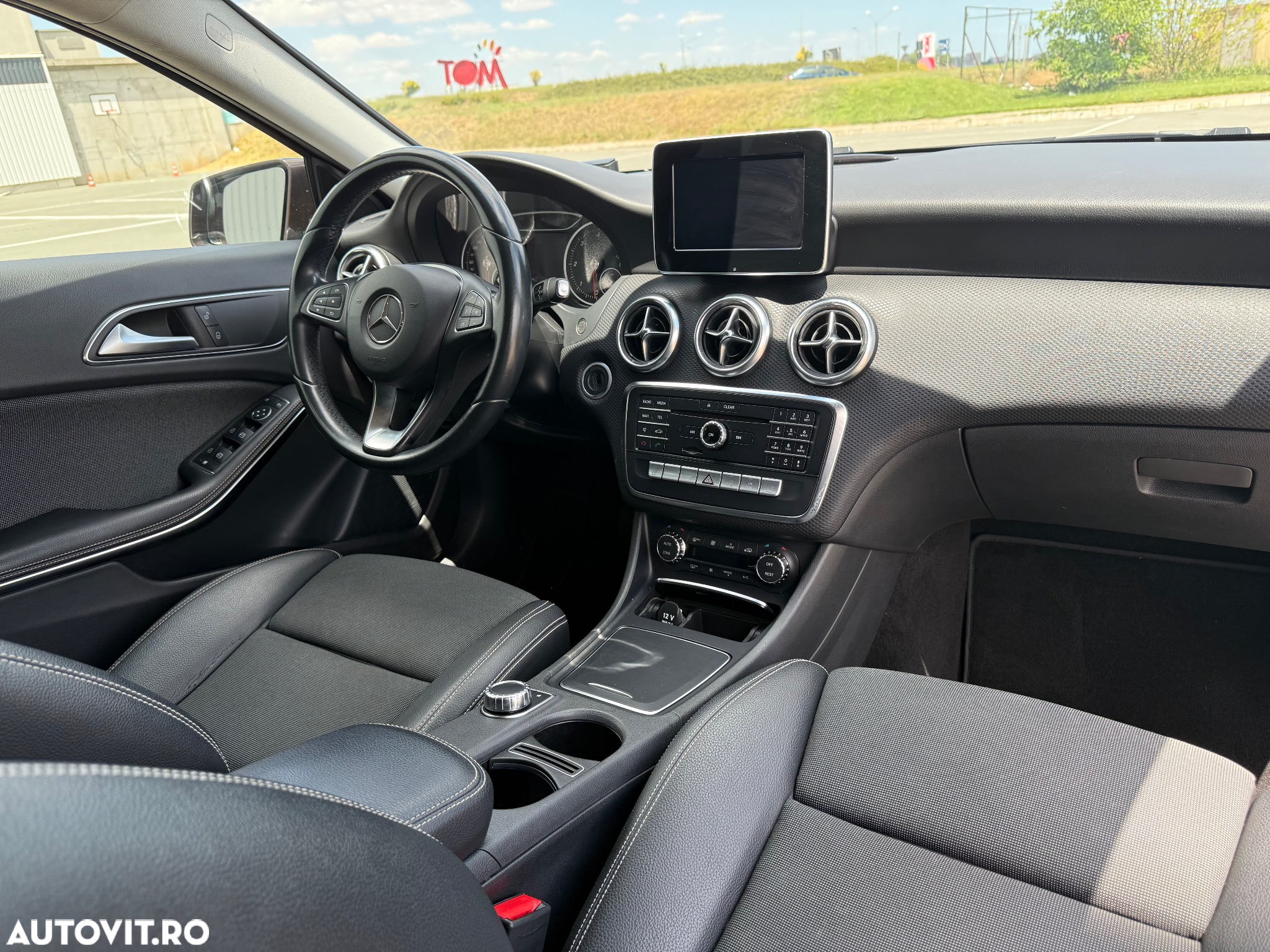 Mercedes-Benz A - 13