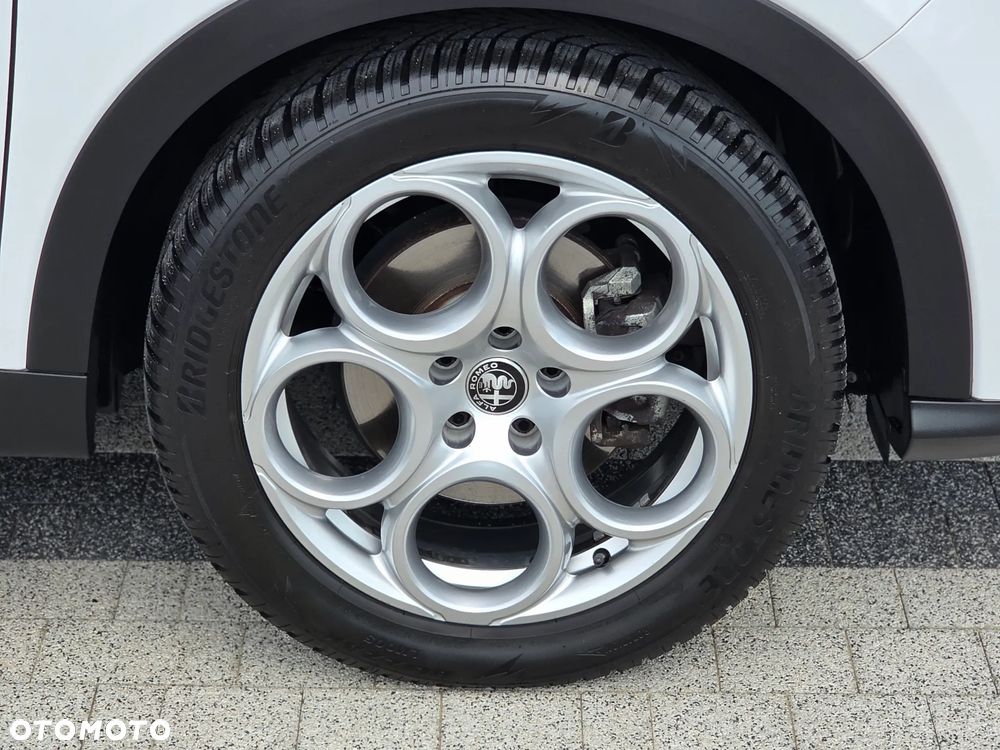 Alfa Romeo Tonale 1.5 T4 GSE mHEV Edizione Speciale DCT - 35