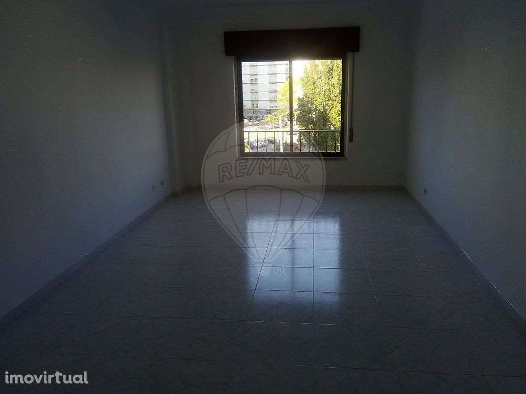 Apartamento T2 para venda - Grande imagem: 2/4