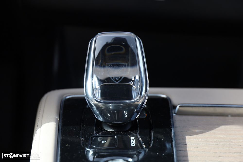 Volvo XC 90 2.0 T8 PHEV Plus Bright AWD - 23