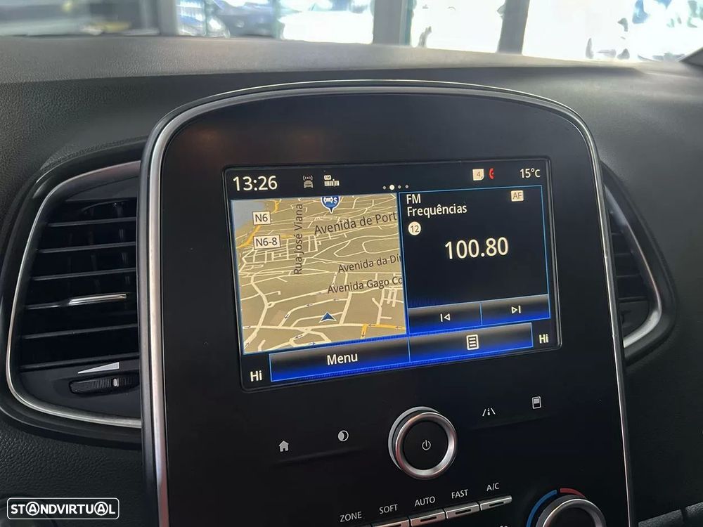 Renault Scénic 1.5 dCi Exclusive SS - 12