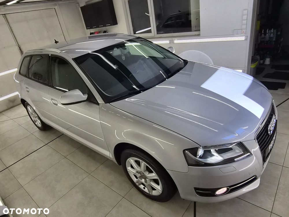 Audi A3 Sportback - 3