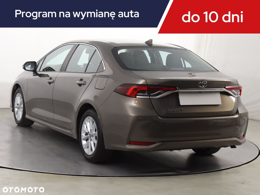 Toyota Corolla - 6