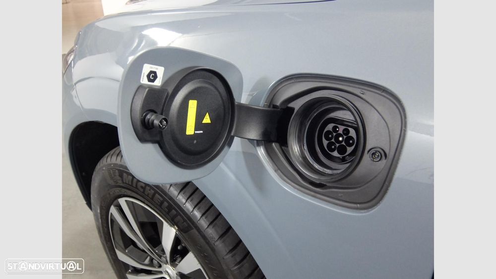 Volvo XC 60 2.0 T6 PHEV Core AWD - 5