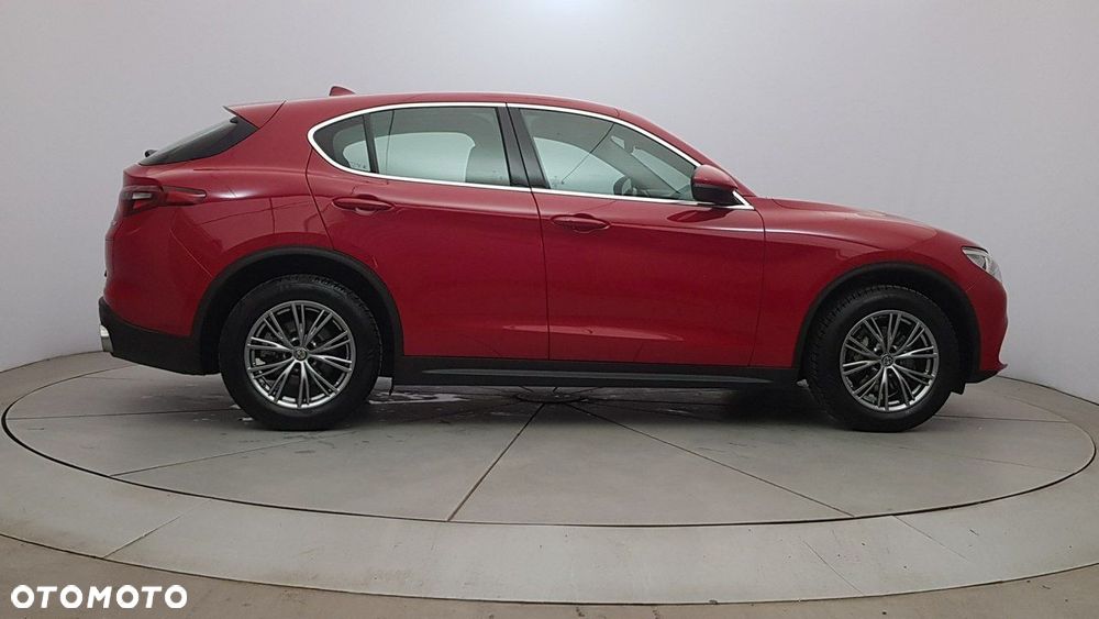 Alfa Romeo Stelvio - 7