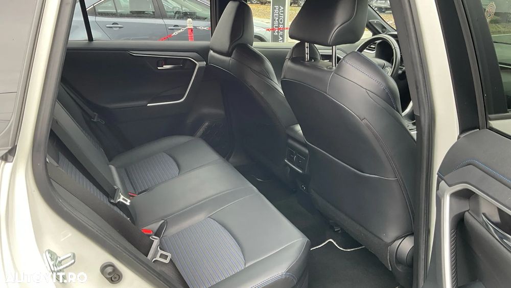 Toyota RAV4 2.5 Hybrid VVT-iE 4x4 Exclusive - 8