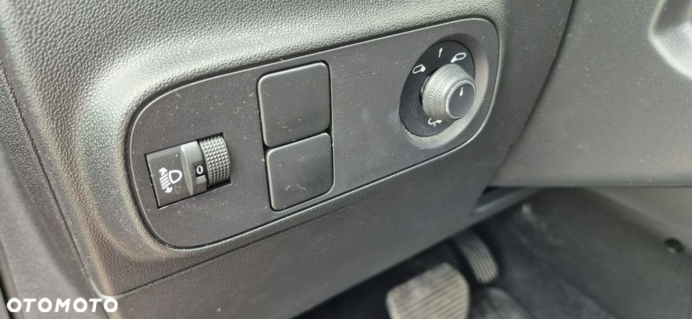 Citroën C3 Pure Tech 110 S&S EAT6 MAX - 14